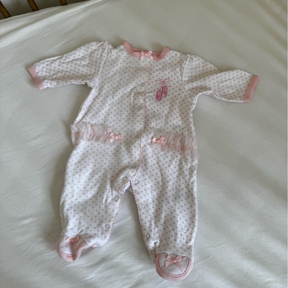 Little me gorgeous aesthetic ballerina ballet shoes newborn baby sleeper